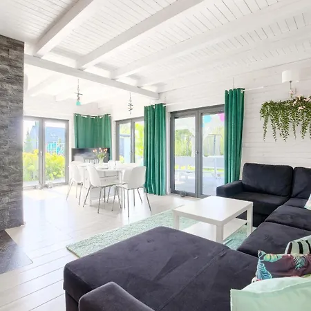 Dom Marcello With Jacuzzi, Sun & Snow * Zastan