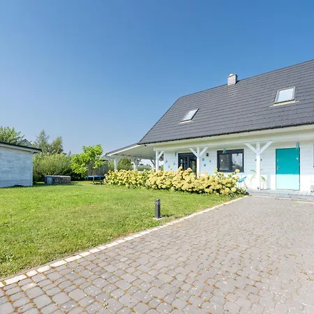 Dom Marcello With Jacuzzi, Sun & Snow Apartment Zastan