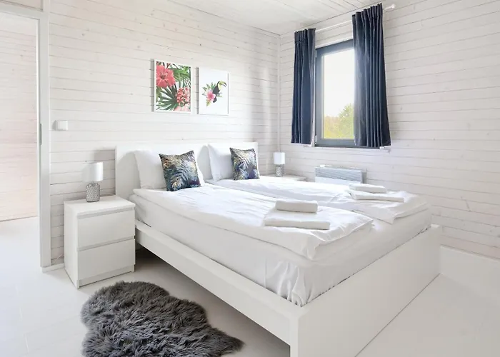 アパート Dom Marcello With Jacuzzi, Sun & Snow *