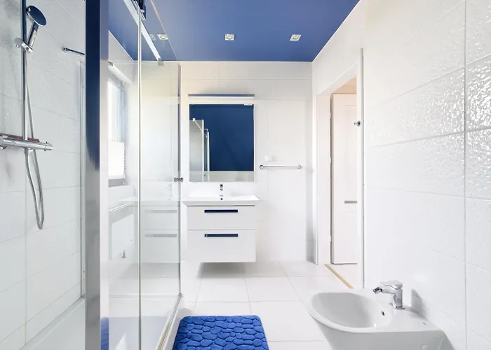 Dom Marcello With Jacuzzi, Sun & Snow Zastan