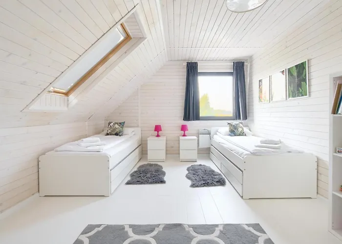 アパート Dom Marcello With Jacuzzi, Sun & Snow *